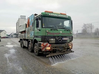 Hochdruck Straßenreinigung, Asphaltreinigung, Straßenkehrung, Kehrung von Wegen
